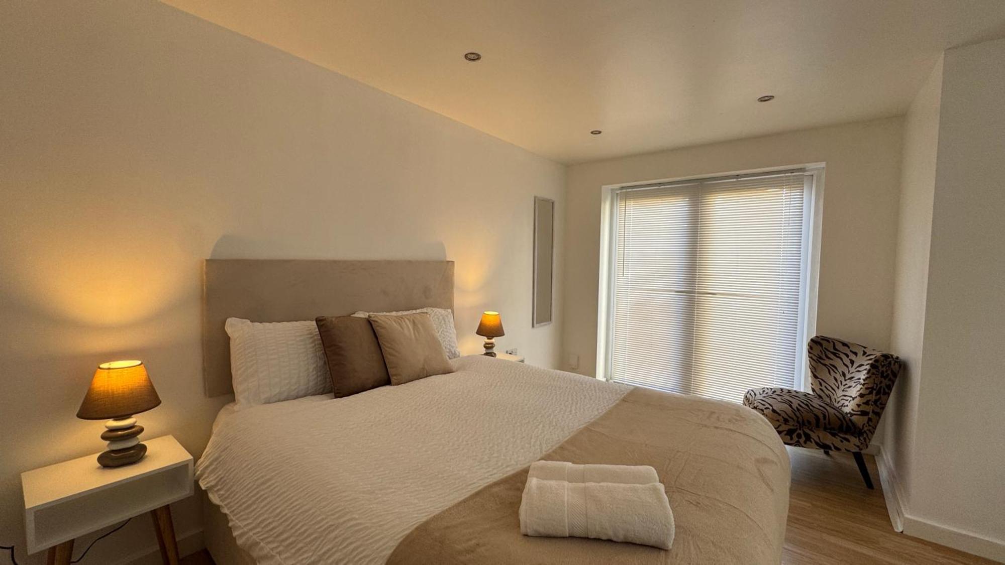 Little Luxe Shared House Hotel Бристол Екстериор снимка