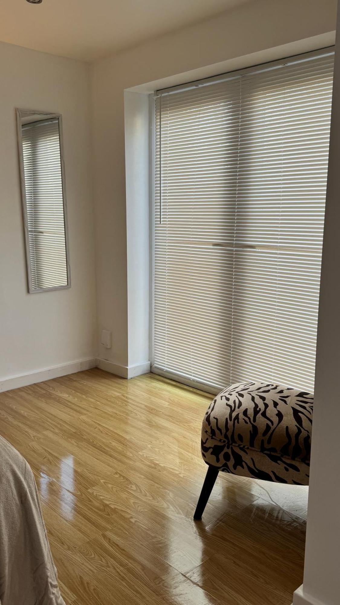 Little Luxe Shared House Hotel Бристол Екстериор снимка