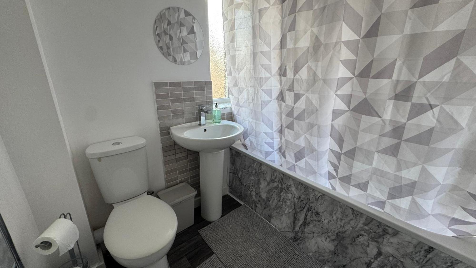 Little Luxe Shared House Hotel Бристол Екстериор снимка